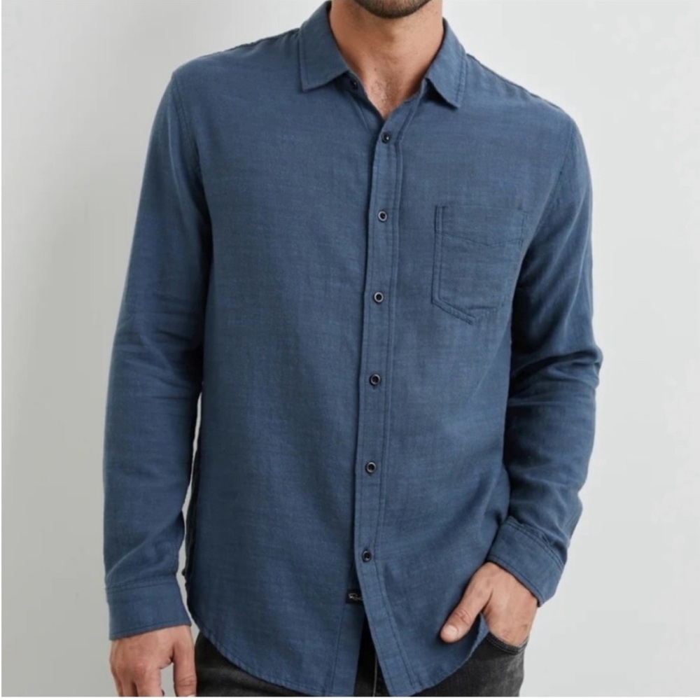 Rails Men’s Wyatt Lightweight Cotton Button Down Top in Sea‎ Blue